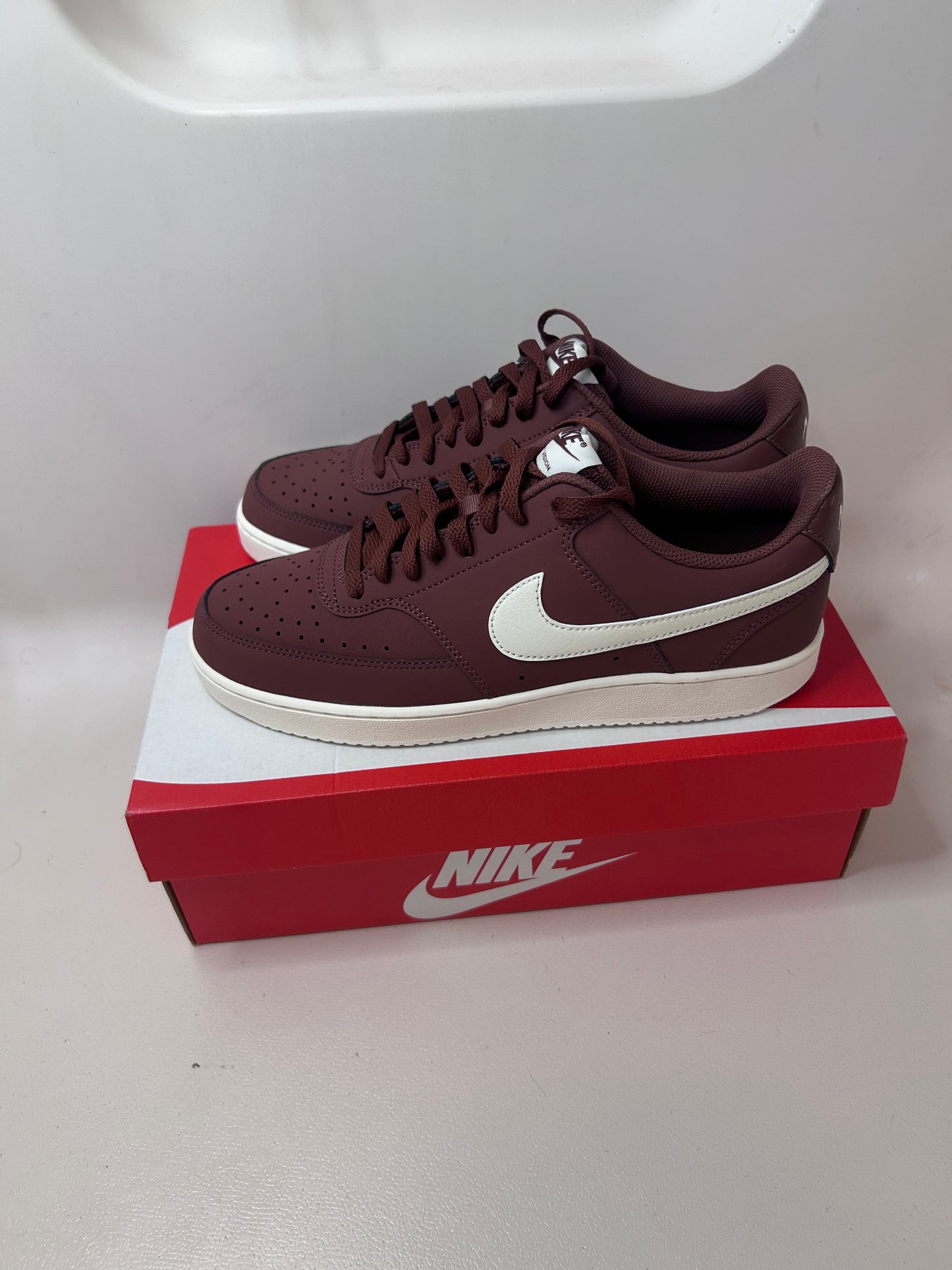Nike Court Vision Lo, size 9.5 ,Red Sepia/Pale Ivory