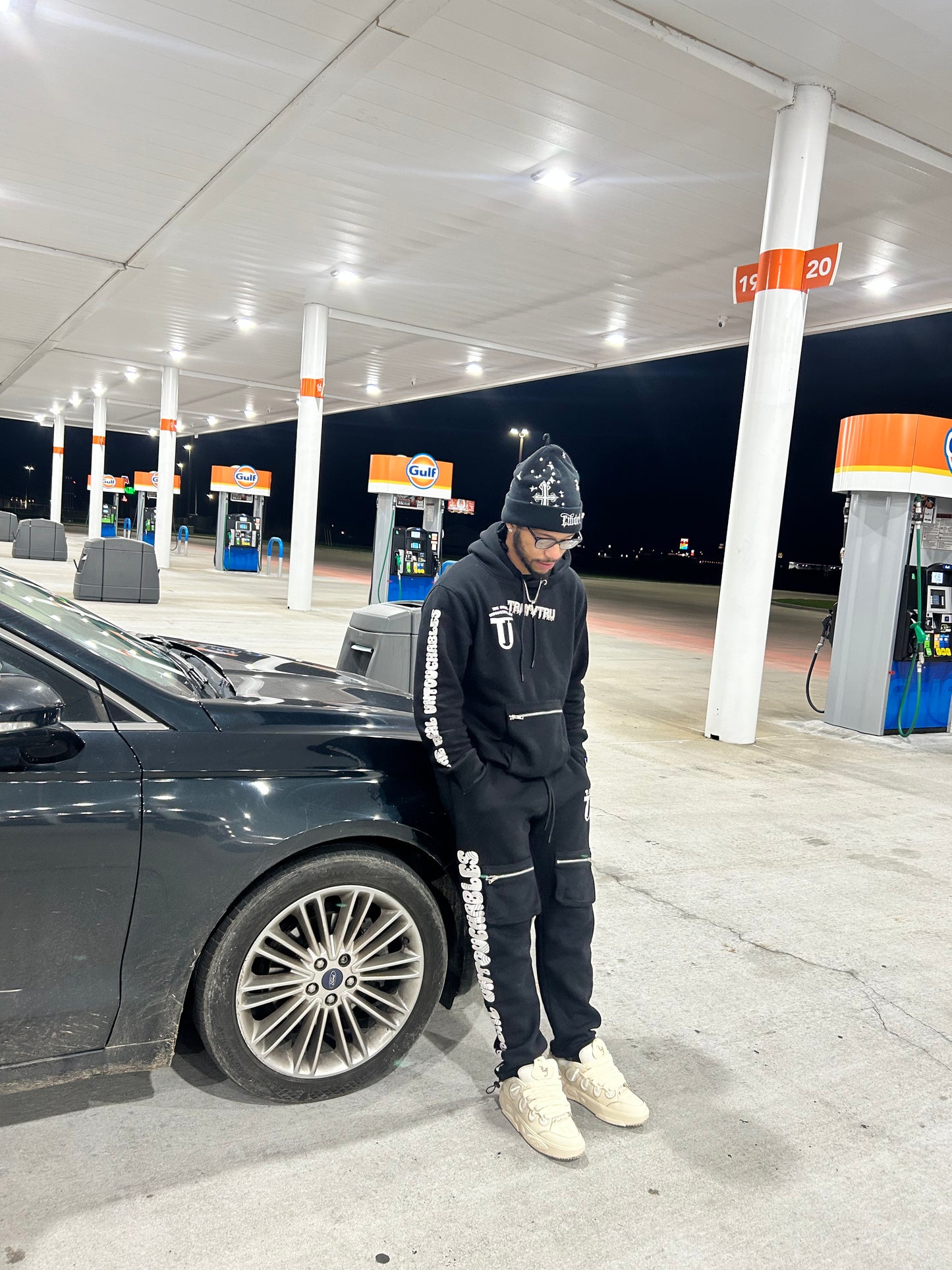 TRUFASHION "PHASE 1" zipper pocket tracksuit!